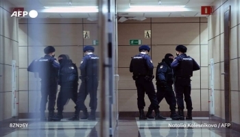 وضع عديد المقربين من المعارض الروسي ⁧ #أليكسي_نافالني  قيد الحجز الاحتياطي