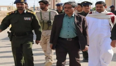 محافظ حضرموت فرج البحسني يعود من الامارات إلى مدينة المكلا، بعد ايام من زيارة عمل غير معلنة غداة احتجاجات غاضبة ضد تدهور العملة المحلية والخدمات الاساسية في المحافظة الغنية بالنفط على البحر العربي