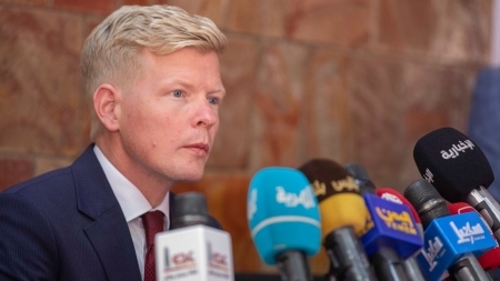 المبعوث الاممي لليمن يعلن موافقة الاطراف على هدنة انسانية لمدة شهرين (نص البيان)  ‏