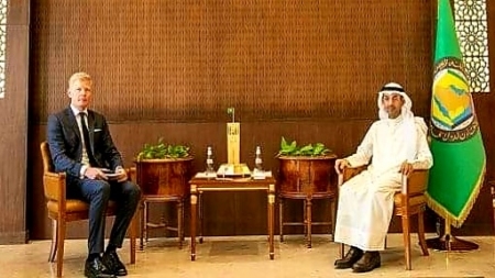 المبعوث الاممي يبحث و التعاون الخليجي جهود تثبيت الهدنة وإنهاء الصراع في اليمن
