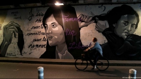 استمرار التظاهرات واختراق التلفزيون الرسمي في ايران