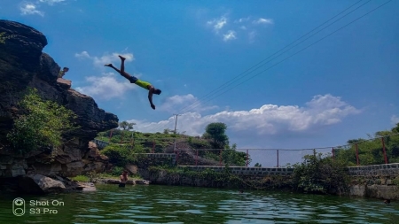 وفاة اربعة اطفال غرقا في حاجز مائي بمديرية الحشا جنوبي غرب محافظة الضالع