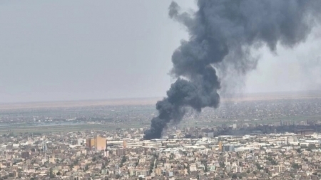 لا أفق لحل الأزمة بعد مرور شهر على بداية المعارك في بلد مهدد بالجوع والانهيار