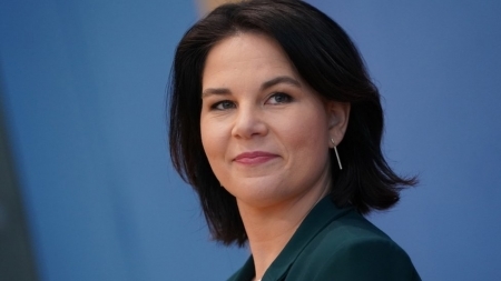 وزيرة الخارجية الألمانية تعتزم الدعوة للسلام في اليمن والسودان خلال جولتها الخليجية