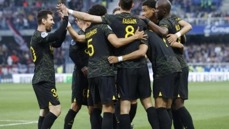 باريس سان جرمان على أعتاب التتويج بلقب الدوري الفرنسي بفضل ثنائية مبابي