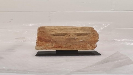 اليمن يعلن استعادة اربع قطع اثرية تم ضبطها في بريطانيا