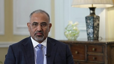 الزبيدي يتعهد بالمضي قدما نحو استعادة الدولة الجنوبية ومواصلة جهود مكافحة الارهاب