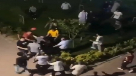 سفارة اليمن تقول انها تتابع قضية الاعتداء الجماعي على فتى يمني في تركيا