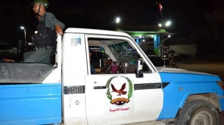 ضبط ثلاثة متهمين على ذمة قضايا جنائية في محافظتي تعز وعدن