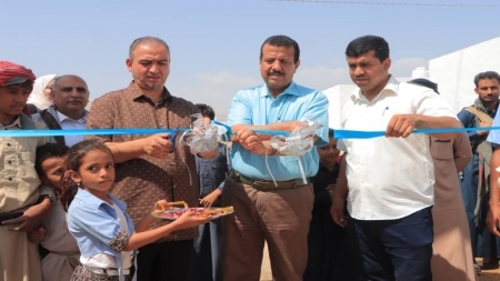 افتتاح مخيم سكني للنازحين وفصول دراسية بمأرب بكلفة 406 آلاف دولار