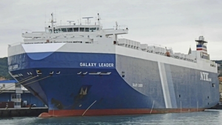 ياسين نعمان يقول ان الحوثي يجر اليمن الى "القرصنة" في سياق عمليات "تدمير ممنهج"