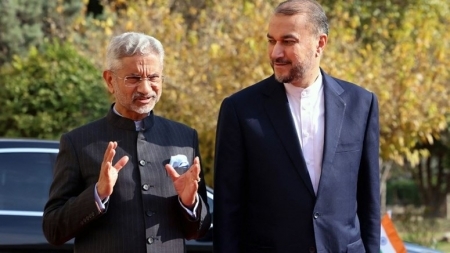 الهند تجري محادثات مع إيران حول هجمات البحر الأحمر