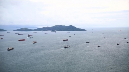 ميرسك تقول ان اختناقات بسبب الطقس في أوروبا واضطرابات البحر الأحمر