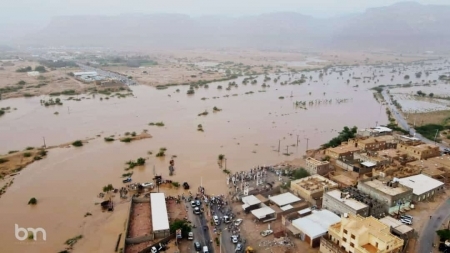 "الإنذار المبكر" يحذر من أمطار واضطراب مداري في سقطرى وحضرموت والمهرة وشبوة منتصف الأسبوع