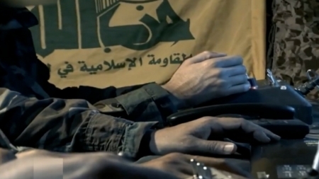 سفينة حربية وسلاح الجو الإسرائيلي اعترضا مسيرة فوق المتوسط