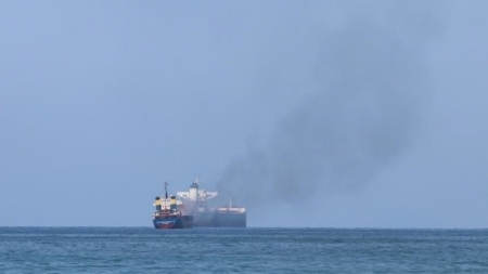 مهمة "أسبيدس" الأوروبية تحذر من خطر تلوث بيئي في البحر الأحمر بسبب الناقلة المنكوبة "سونيون"