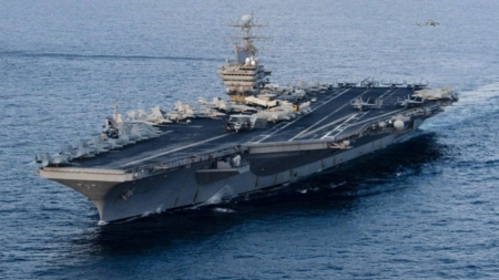 "سنتكوم" تعلن انضمام حاملة الطائرات "لينكولن" إلى العملية البحرية لردع هجمات الحوثيين البحرية
