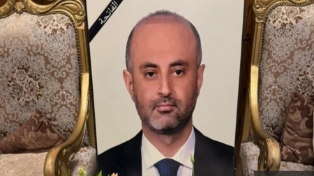 من هو الأستاذ الجامعي اليمني الذي قُتل في غارة إسرائيلية؟