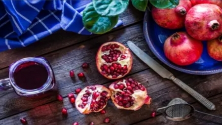 5 أسباب ذهبية ستجعلك تلتهم طبقا من الرمان يوميًا