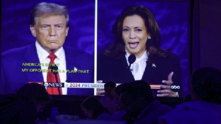 استطلاع CNN عن شعبية ترامب وهاريس في ميشيغان وويسكونسن