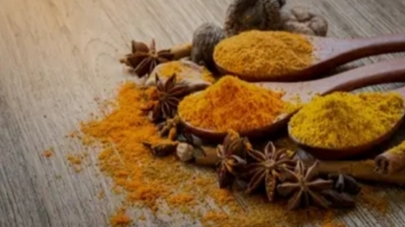 الكركم والقرفة والحلبة.. تفاصيل ستجعلك تحرص على "الثلاثية القوية"