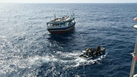 القوات البحرية المشتركة تختتم عملية مركزة لمكافحة تهريب المخدرات في البحر العربي