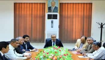 اليمن: الحكومة المعترف بها تقر صرف مرتبات القطاع الاداري للدولة والموظفين النازحين عبر بنك التسليف الزراعي"كاك بنك"