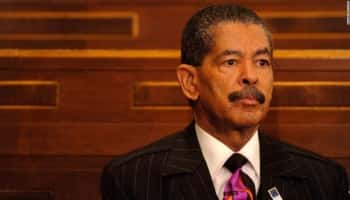 واشنطن: وفاة القائم بالتليفزيون الاميركي المسيحي القس فريدريك بريس، بمضاعفات فيروس كورونا المستجد