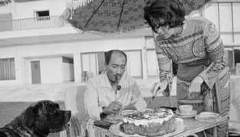 من هي جيهان السادات سيدة مصر الأولى التي سارت طريقا مختلفا؟