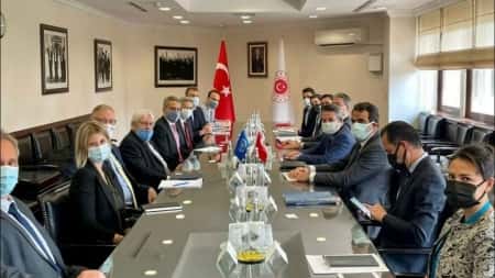 تركيا: جريفيث يبحث في انقرة الوضع الانساني في اليمن وافغانستان