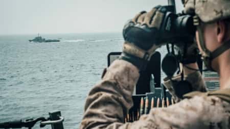 رويترز: الإمارات والبحرين وإسرائيل وأمريكا تبدأ تدريبات عسكرية في البحر الأحمر