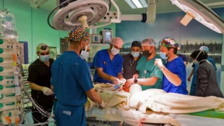 الرياض: السعودية تعلن نجاح فصل توأمين يمنيين كانا "ملتصقين في عدة أعضاء"