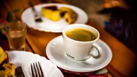 صحة: مشروبات تساعد في حل مشكلات الأمعاء