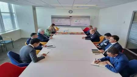 نيويورك: الرئيس العليمي يبحث مع جريفيث الوضع الانساني واولويات التدخل الاغاثي في اليمن