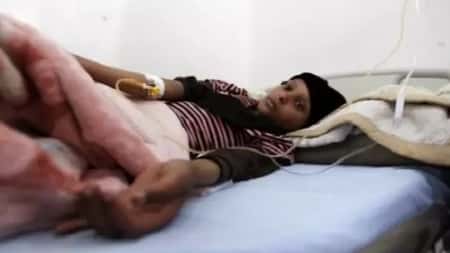 أسوشيتد برس: مسؤولون حوثيون يعملون سرا مع مهربي الأدوية