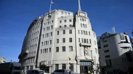 لندن: البي بي سي تحتفل بمئوية إنشائها وسط تساؤلات حول مستقبلها