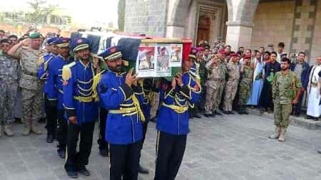 اليمن: الحوثيون يشيعون 12 من مقاتليهم سقطوا في معارك مع القوات الحكومية خلال الثلاثة الأيام الأخيرة