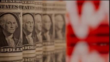 اقتصاد: يوم صعب على بعض العملات العربية أمام الدولار.. ماذا حدث؟