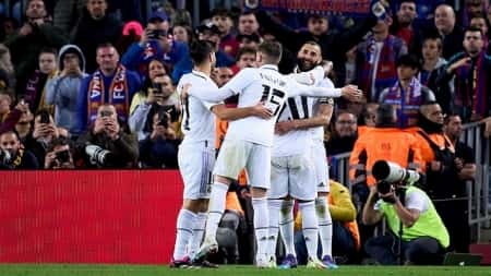 رياضة: ريال مدريد يكتسح برشلونة برباعية ويبلغ نهائي كأس ملك إسبانيا