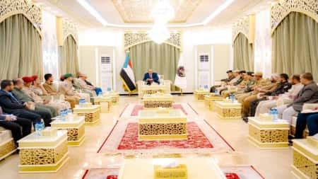 اليمن: الزبيدي يقول ان معركة القوات الجنوبية مع الارهاب مصيرية ولا تراجع عنها