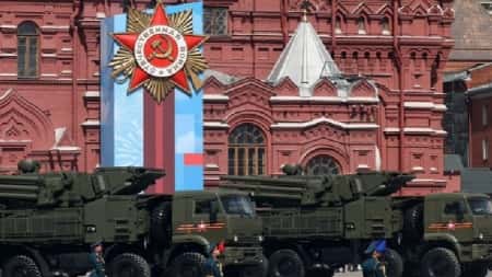 واشنطن: مصادر أمريكية تقول إن الأسد وافق على تزويد "حزب الله" بنظام صاروخي عبر "فاغنر"