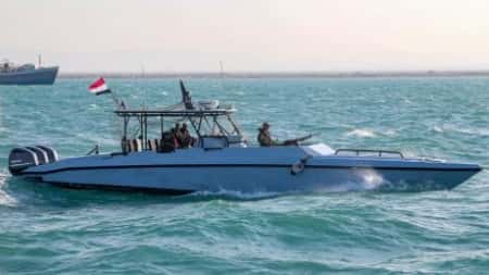 تقرير: باب المندب... مضيق بأهمية استراتيجية تتسابق عليه القوى اليمنية