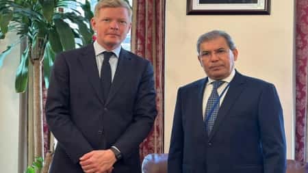 نيويورك: الحكومة اليمنية تطالب بضغط دولي لإعادة الحوثيين إلى طاولة الحوار وإنهاء الصراع