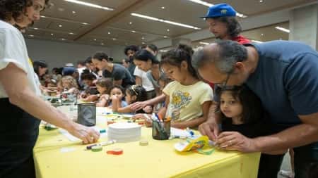 نيويورك: متحف "متروبوليتان" الأمريكي يحتفل الأحد القادم بالتراث الثقافي اليمني