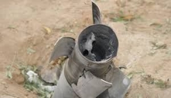 الدفاع المدني يعلن سقوط ثلاثة مقذوفات عسكرية للحوثيين جنوب السعودية