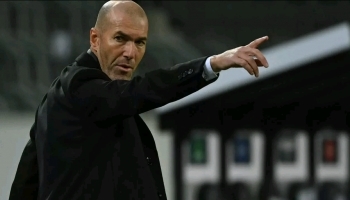 ريال مدريد يعلن استقالة الفرنسي زين الدين زيدان من تدريب فريقه لكرة القدم