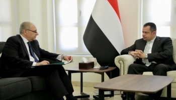 مصر تعتمد منح دراسية جديدة للطلاب اليمنيين و تستعد لارسال شحنة مساعدات طبية