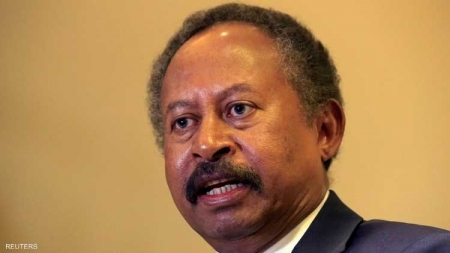 حمدوك يكافح لإنقاذ الانتقال السياسي في السودان بعد انقلاب المعارضة عليه
