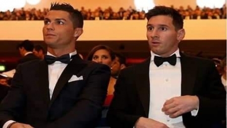 رونالدو يهدد ميسي بالخروج من باريس