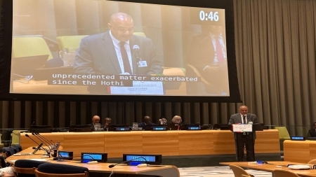 الحكومة المعترف بها تدعو المجتمع الدولي لإحلال السلام ودعم تحقيق التنمية المستدامة في اليمن